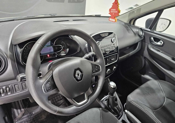 Renault Clio cena 21700 przebieg: 95275, rok produkcji 2017 z Kołobrzeg małe 106